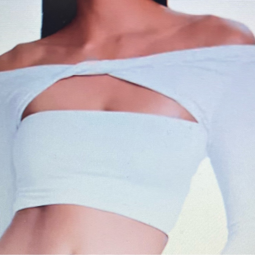 Ser.o.ya white long sleeve crop top